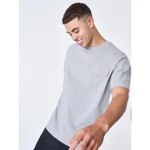 Τ-shirt με αντίθετη τσέπη Project X Paris image-3