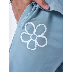 Shorts med blomstret skitseprint Project X Paris image-6