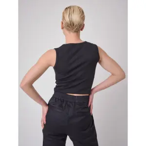 Női crop top image-3