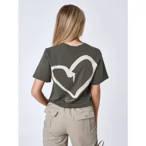 Camiseta corta mujer de corazón Project X Paris image-2