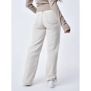 Lockere Basic-Jeans für Frauen Project X Paris image-3