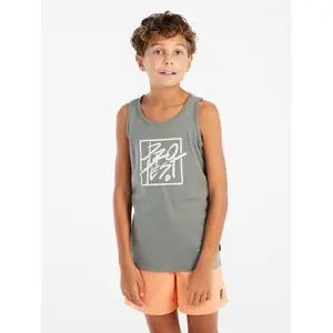 Kinder-Top Protest Jordy image-1