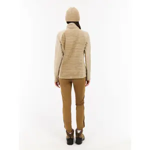 Damesfleece Protest Delay image-5