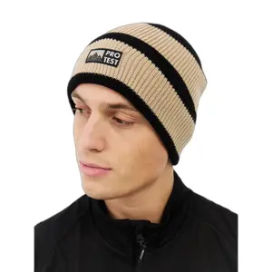 Bonnet Protest Sence image-1