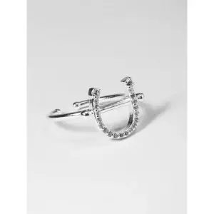 Bague σε σχήμα αλόγου με τρύπες PS of Sweden image-1