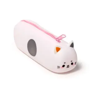Silicone case Puckator Adoramals Chat image-0