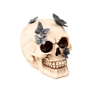 Dekorative Figur Schädel mit Metallen Schmetterlingen Puckator image-0