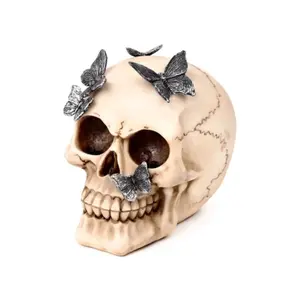 Dekorative Figur Schädel mit Metallen Schmetterlingen Puckator image-2