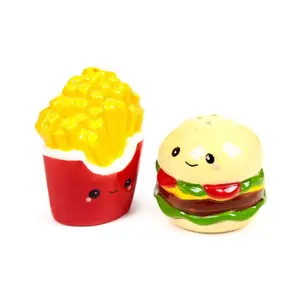 Salt and Pepper Shakers in Ceramic Puckator Hammy le Burger & Frites Foodiemals image-0