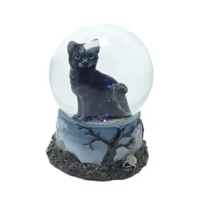 Black Cat Snow Globe Puckator image-0