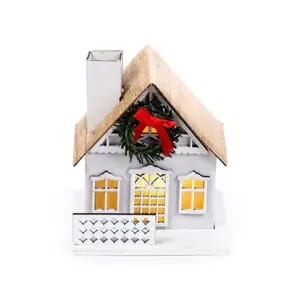 LED Christmas House Winter Wonders Wreath Puckator image-1