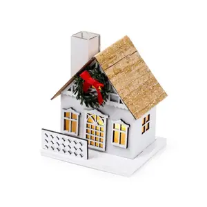 LED Christmas House Winter Wonders Wreath Puckator image-2