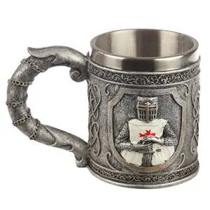 Decorative object mug crossed knight Puckator image-0
