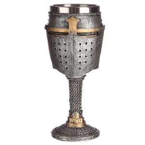 Decorative object chalice chevalierarmure medievale Puckator image-0