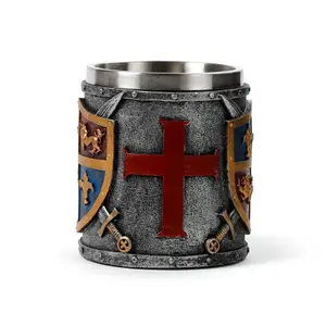 Decorative object mug coat-of-arms Puckator image-5