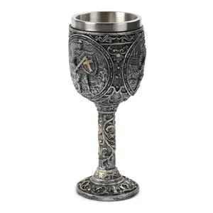 Decorative chalice knight &amp; medieval castle Puckator image-1