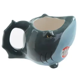 Tazza con squalo Puckator image-1