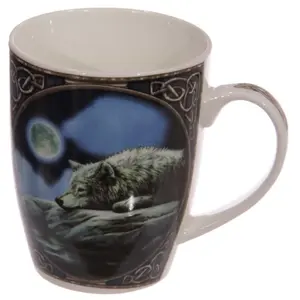 Porcelánový hrnek s vlkem u jezera Lisa Parker Puckator image-1