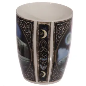 Porcelánový hrnek s vlkem u jezera Lisa Parker Puckator image-2