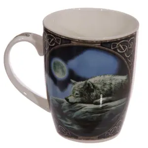 Porcelánový hrnek s vlkem u jezera Lisa Parker Puckator image-3