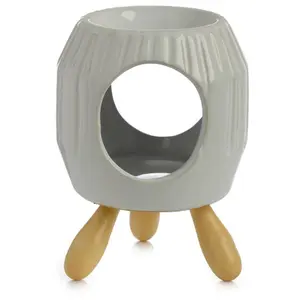 Ceramic oil burner with textured white feet Puckator