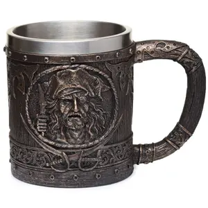 Decorative object pirate mug brushed wood effect &amp; patina Puckator image-0