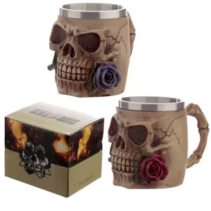 Decorative mug skull Puckator Skull and Roses image-0