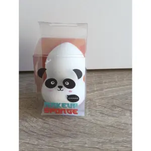 Éponge visage Panda Puckator adoramals image-0