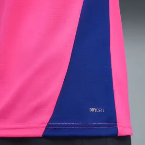 Manchester City training shirt image-5