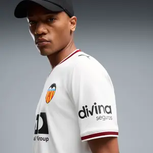 Camisola titular Valência CF 2026/27 image-3