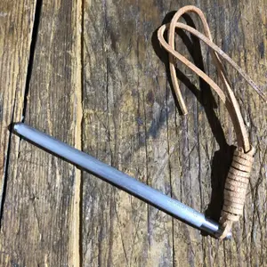 Aiguisoir fusil de poche lacet + étui cuir Puma image-1