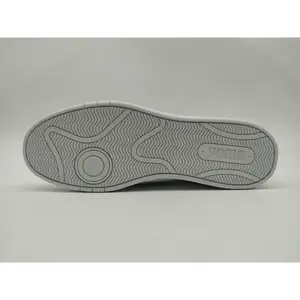 Trainers Puma Court Classic Clean image-6