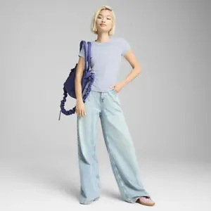 Camiseta de mujer ajustada de canalé Puma Essentials image-2