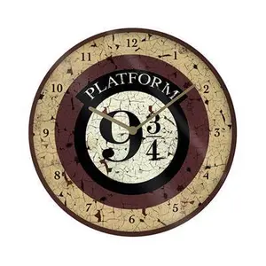 Clock Pyramid Harry Potter Platform 9 3/4
