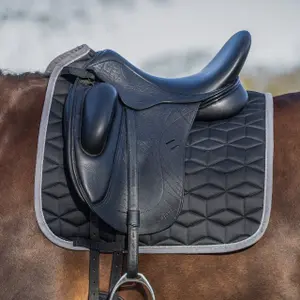 Saddle pad for horses QHP Avyra image-1
