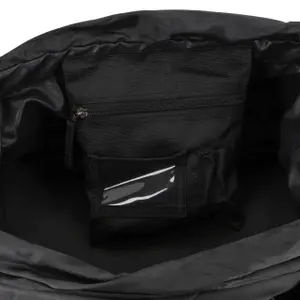 Skötselväska QHP Collection image-3