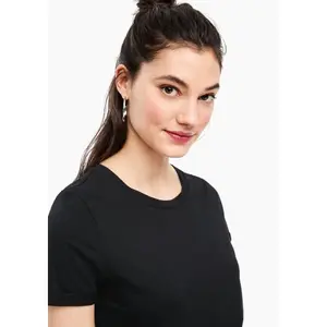 Women's Long Sleeve T-Shirt QS image-1