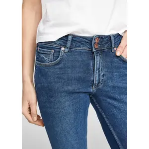 Womens Light Wash Slim Fit 3/4 Jeans QS image-2