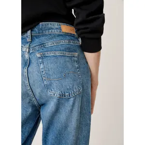 Women's Tapered Leg Jeans QS Mom image-3