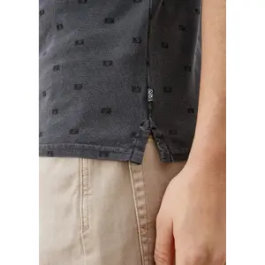 Minimalist Pattern Polo QS image-5