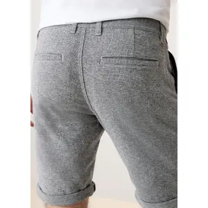 Textured Shorts QS John image-6