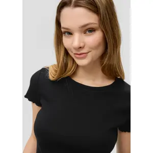 Women's Ribbed Crop T-Shirt QS image-3