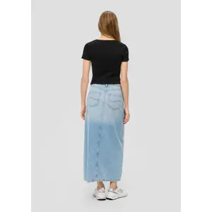 Women's Ribbed Crop T-Shirt QS image-4