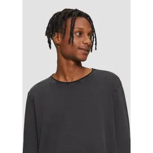 Long Sleeve T-Shirt QS image-3