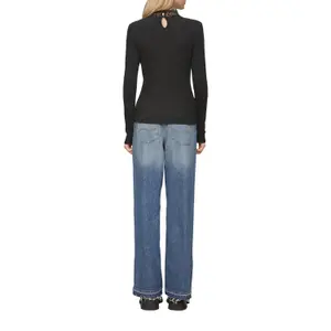 Women's Long Sleeve Crew Neck T-Shirt QS image-5