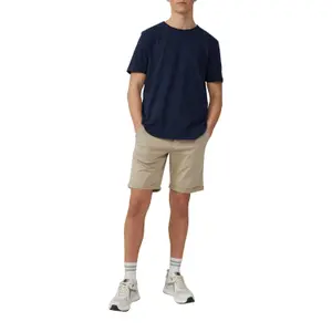 Short Chino Style John in Stretch Cotton with Cuffs QS image-6