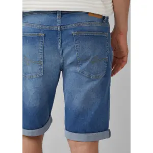 Mid-Rise Straight Leg Denim Shorts with 5 Pockets QS John image-3