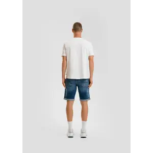 Mid-Rise Straight Leg Denim Shorts with 5 Pockets QS John image-1