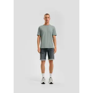 Mid-Rise Classic Cut Denim Shorts QS John image-0