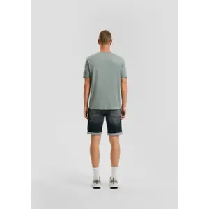 Mid-Rise Classic Cut Denim Shorts QS John image-1